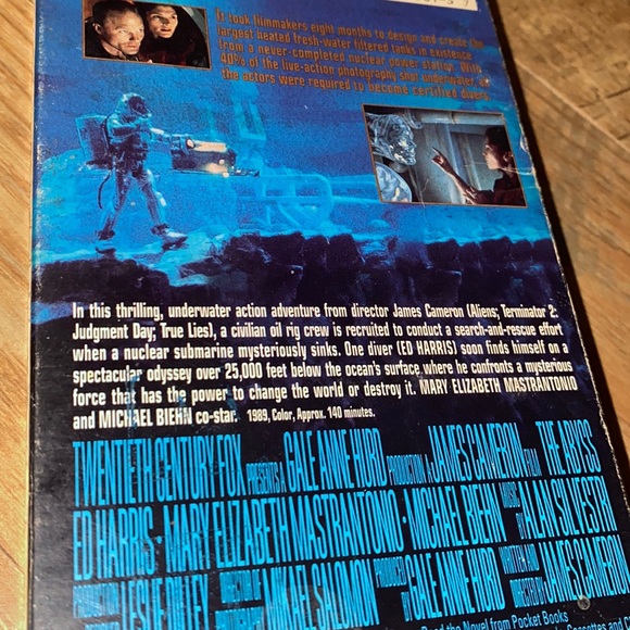 ‼️5/$15‼️ The Abyss VHS Tape - Picture 4 of 8
